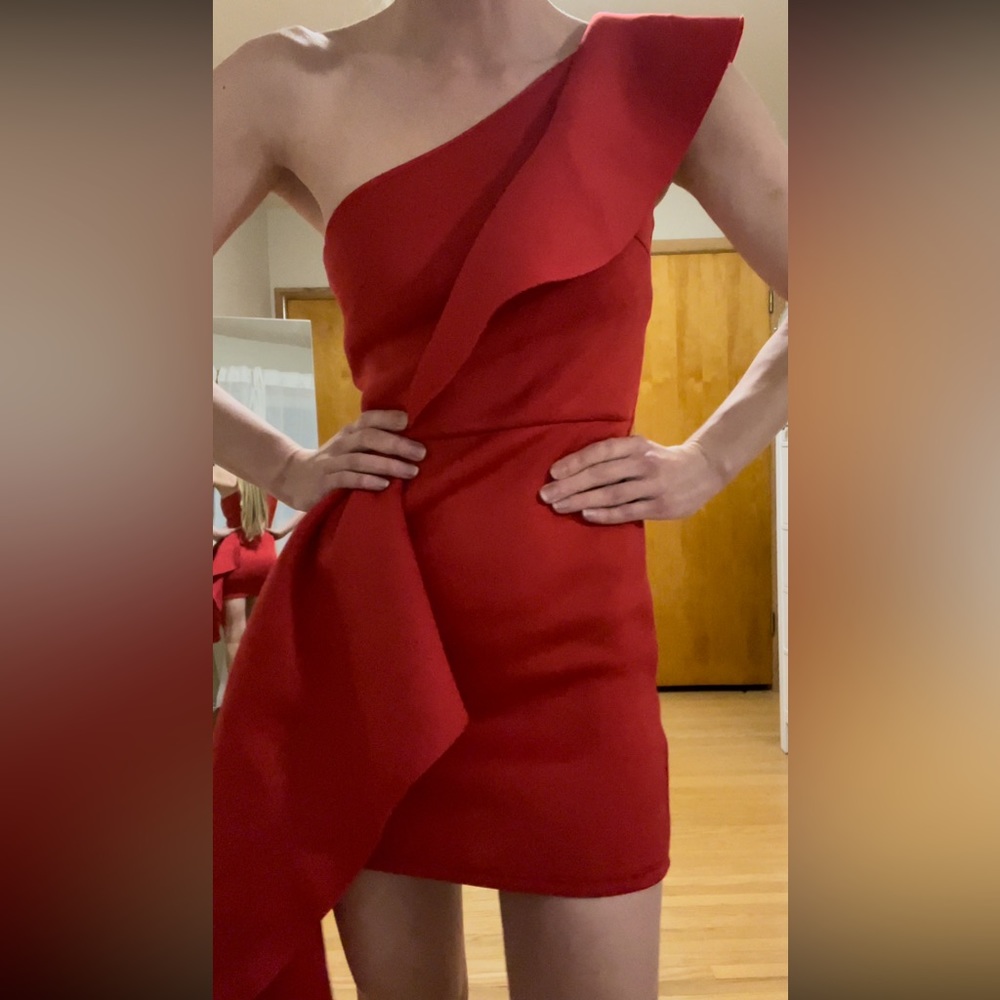 Beautiful Red Bodycon Dress - Picture 9 of 11